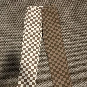 Low rise checkered cargo pants from pacsun. Never worn